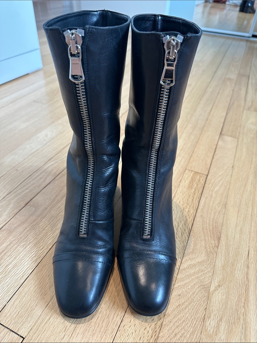 Vintage Y2K Zara Woman black leather zip boots size 38